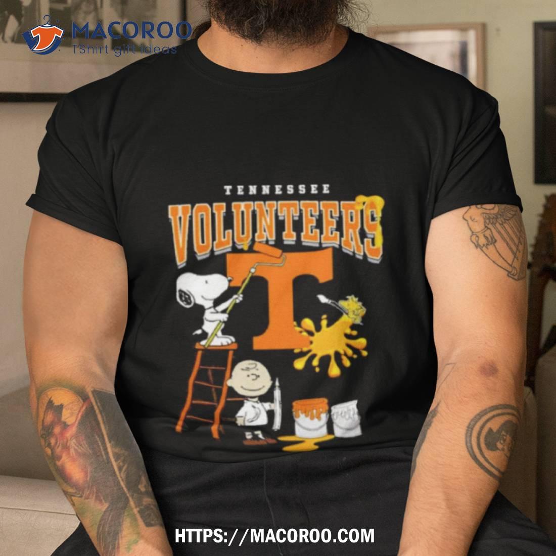 The Peanuts Charlie Snoopy And Woodstock Wall Paint Tennessee Volunteers Shirt The Peanuts Charlie Snoopy And Woodstock Wall Paint Tennessee Volunteers Shirt