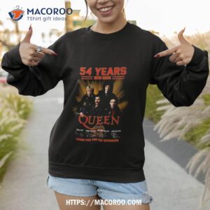 54 years 1970 2024 queen thank you for the memories signatures t shirt sweatshirt 1