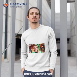 christmas emilia clarke shirt sweatshirt 1