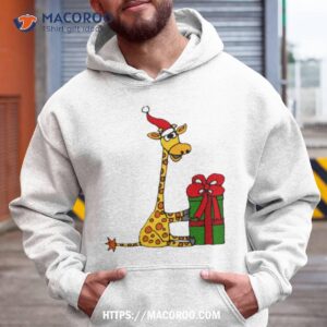 Cool Funny Giraffe Opening Christmas Package Shirt