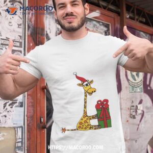 Cool Funny Giraffe Opening Christmas Package Shirt