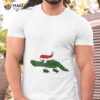 Funky Cool Green Alligator With Santa Hat Christmas Art Shirt