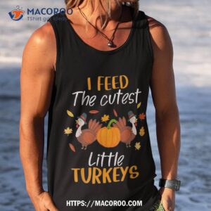 lunch lady thanksgiving i feed the cutest little turkeys shirt tank top