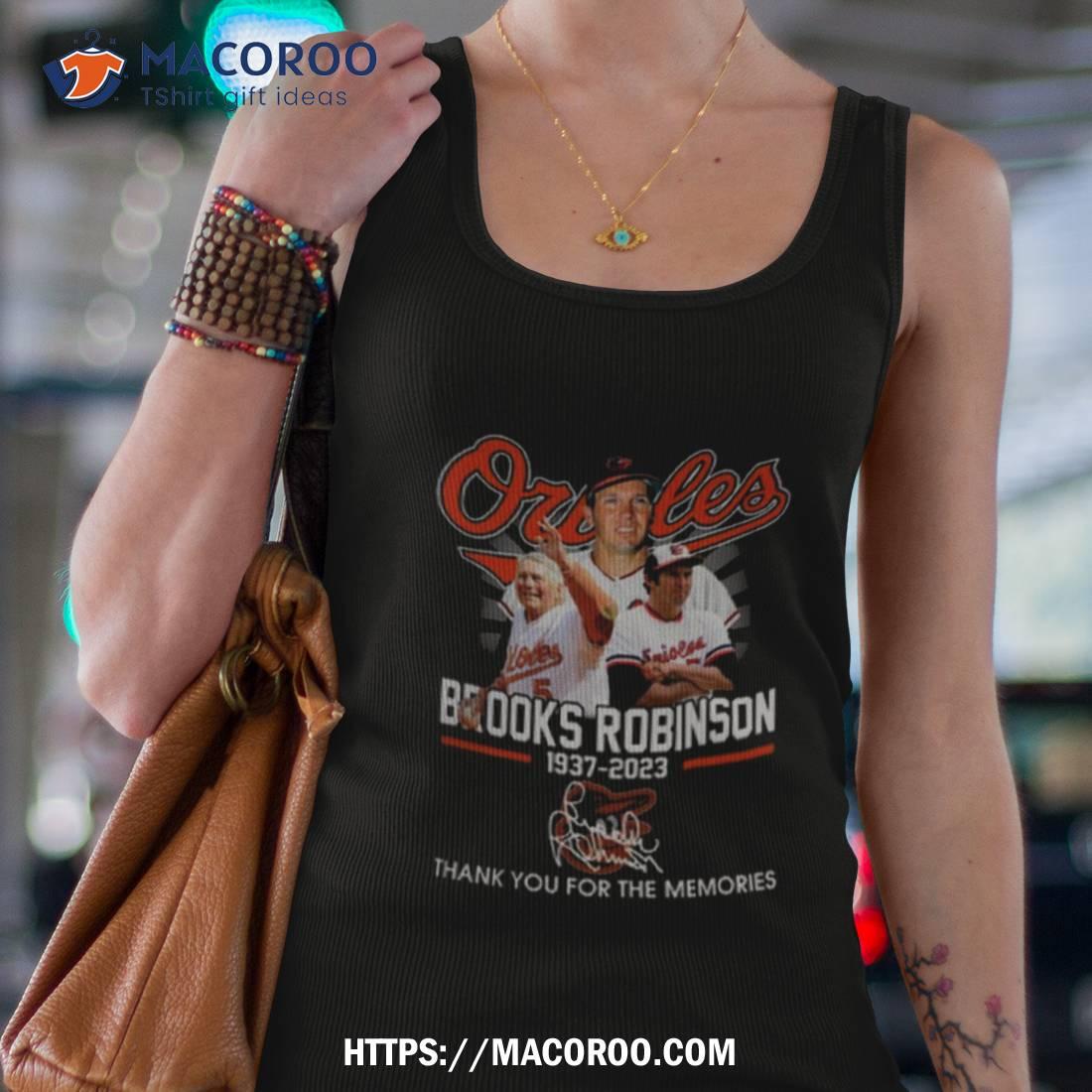 Mr. Oriole Brooks Robinson 1937 – 2023 Thank You For The Memories Signature T Shirt Mr. Oriole Brooks Robinson 1937 – 2023 Thank You For The Memories Signature T Shirt
