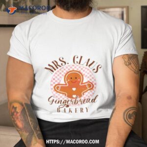 Mrs Claus Gingerbread Bakery Retro Christmas Shirt