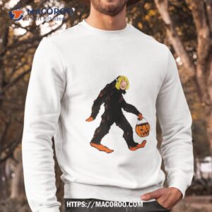 mystical halloween sasquatch bigfoot shirt sweatshirt