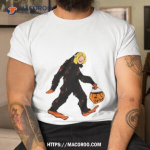 Mystical Halloween Sasquatch Bigfoot Shirt
