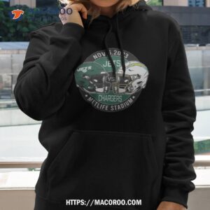 new york jets vs los angeles chargers november 6 2023 metlife stadium shirt hoodie 2