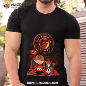 Peanut Snoopy And Charlie Brown Baltimore Orioles Sitting Under Moon Halloween 2023 Shirt