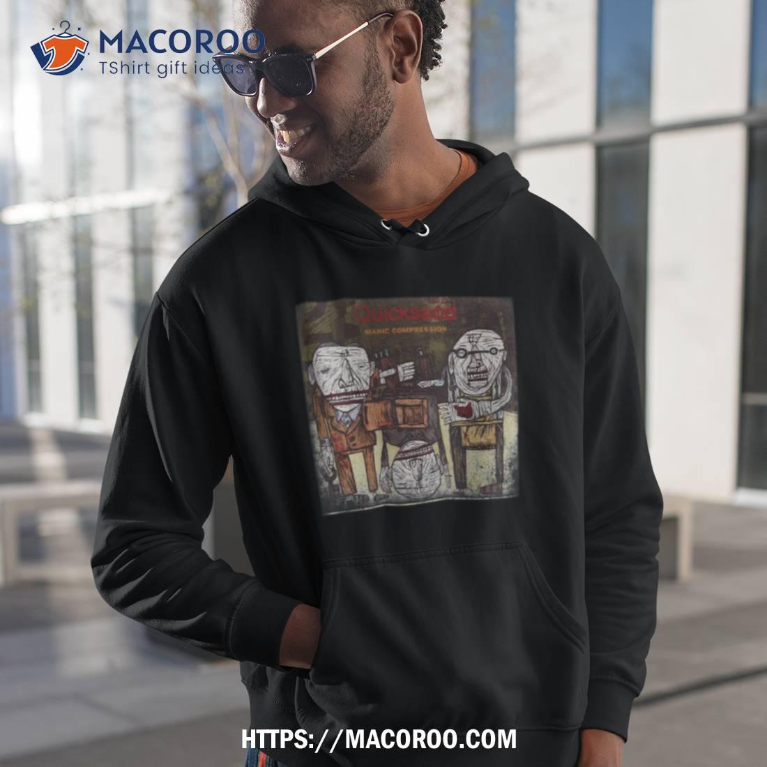 https://images.macoroo.com/wp-content/uploads/2023/10/quicksand-manic-compression-pullover-shirt-hoodie-1.jpg