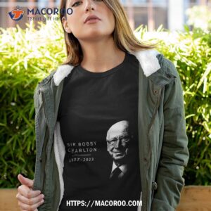 Rip Sir Bobby Charlton 1937 2023 Unisex Hoodie T Shirt