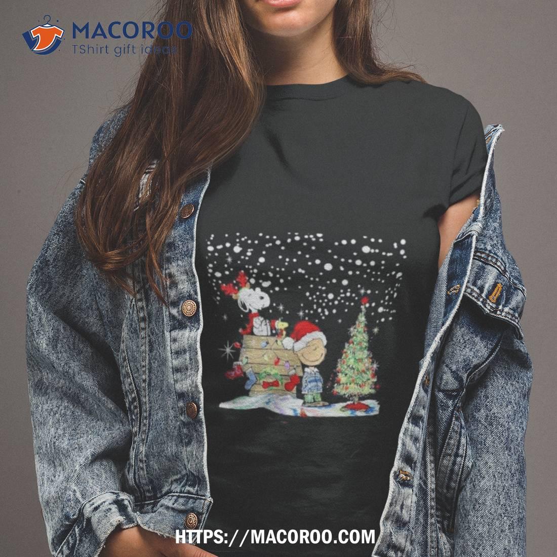 Snoopy Lovers Merry Christmas Shirt Snoopy Lovers Merry Christmas Shirt