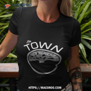 Steve Kerr Wearing The Town Shirt