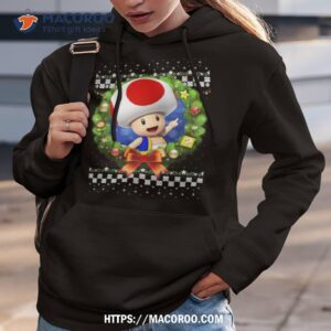 t christmas wreath 2023 shirt hoodie 3