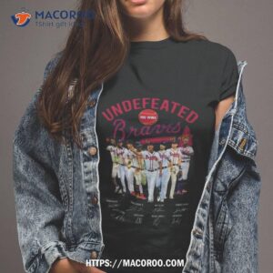 undefeated perfect 100 wins atlanta braves baseball signatures t shirt tshirt 2