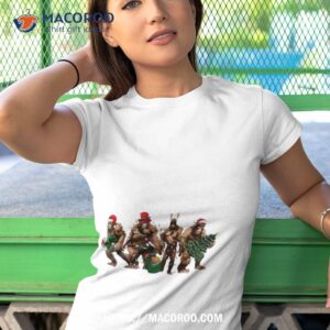 Bigfoot Merry Christmas Lights Tshirt 1