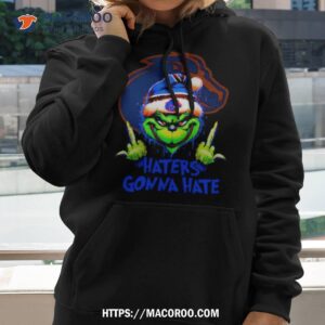 Boise State Broncos Grinch Santa Middle Finger Haters Gonna Hate Hoodie 2