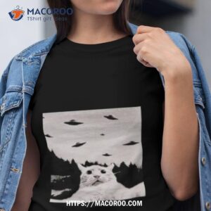 Cat Taking A Selfie Ufos Funny Shirt