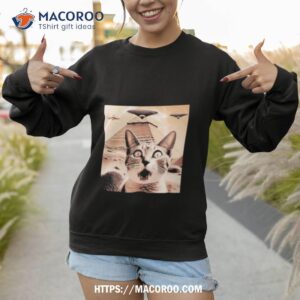 Cat Ufo Egypt Pyramids Sweatshirt 1