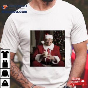 Donald Trump Santa Claus Drinkin Milk Christmas Tshirt