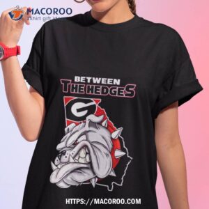Georgia Bulldogs Between The Hedges Tshirt 1