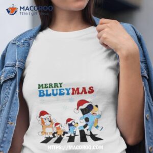 Merry Blueymas Bluey Family On The Stree Tshirt