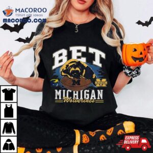 Michigan Wolverines ’47 Brand Bet Helmet Franklin Shirt