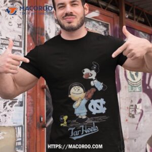 North Carolina Tar Heels The Peanuts Christmas 2023 Shirt