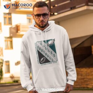 Philadelphia Eagles Starter Shield Graphic T Shirt