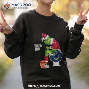 Santa Grinch Kansas City Chiefs Toilet Christmas 2023 Shirt 3 Santa Grinch Kansas City Chiefs Toilet Christmas 2023 Sweatshirt 2
