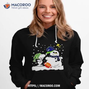 Seattle Seahawks Snoopy Wearing Hat For Snowman Christmas T Shirt