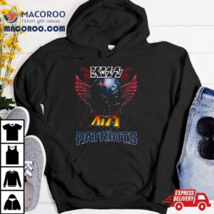 Skull Wings Kiss New England Patriots Shirt