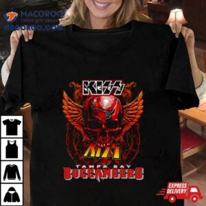 Skull Wings Kiss Tampa Bay Buccaneers Tshirt