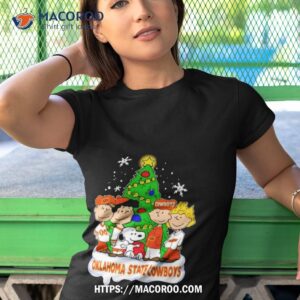 The Peanuts Characters Oklahoma State Cowboys Merry Christmas Tshirt 1