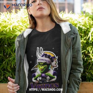 The Santa Grinch Love Minnesota Vikings Merry Christmas Tshirt 4