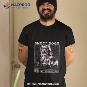 Typography Snoop Dog Statue Tshirt 2