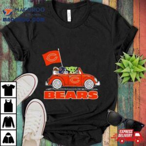 Baby Yoda Drive A Car Chicago Bears Football Flag Logo Tshirt