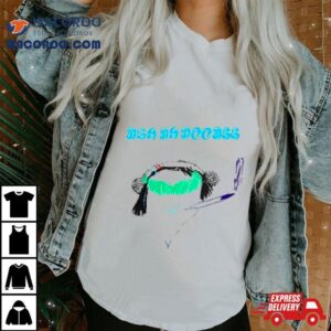 Beabadoobee Smoking Tshirt
