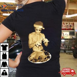 Bruce Lee Eating Christmas Dinner Tshirt