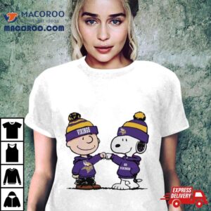 Charlie Brown And Snoopy Nfl Minnesota Vikings Football Go Vikings Cartoon Tshirt