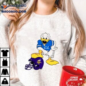 Detroit Lions Donald Duck And Minnesota Vikings Helmet Football Tshirt