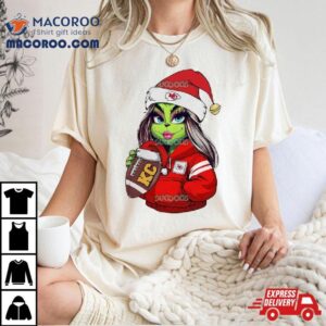 Female Grinch Girl Kansas City Chiefs Drink Coffee Tshirt