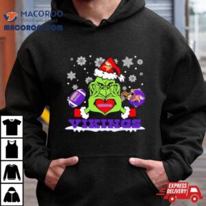 Grinch Love Minnesota Vikings Football Helme Tshirt