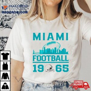 Miami Dolphins Football Skyline Retro Tshirt