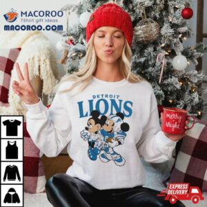 Mickey Mouse And Minnie Mouse Detroit Lions Tshirt