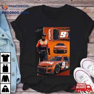 Nascar Driver Chase Elliott Has The All New Hooters Look For His Chevy In Tshirt