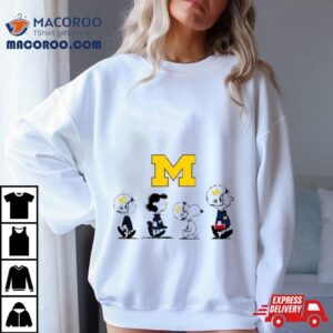 Peanuts Characters Snoopy Waking Michigan Wolverines Football T Shirt