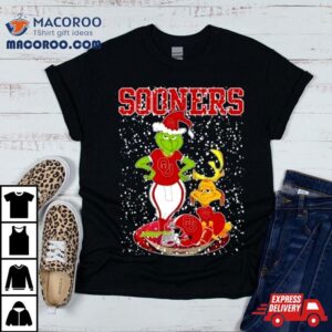 Santa Grinch And Dog Oklahoma Sooners Helmet Merry Christmas Shirtt