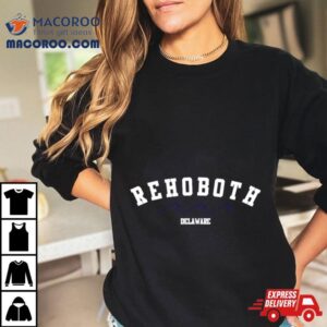 Senate Staffer Wearing Rehoboth Delaware Tshirt