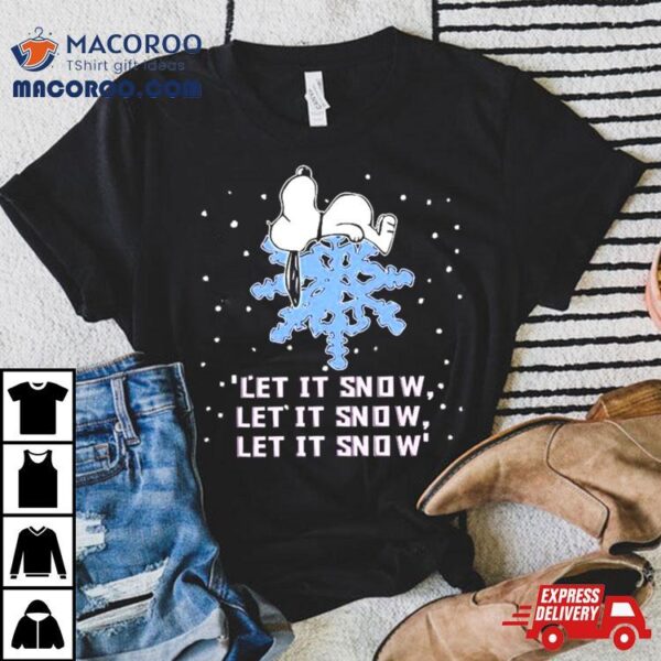 Snoopy Lying On Snowflake Let It Snow Christmas 2023 Illustration Shirt